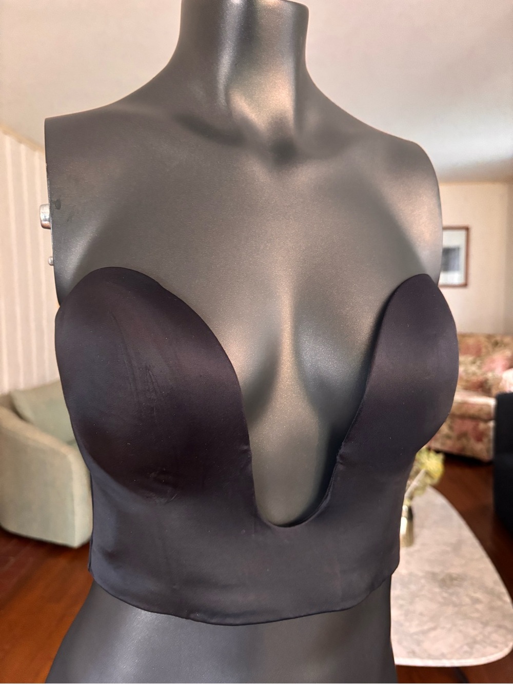 Deep Plunge Longline Strapless Bra Top in Black